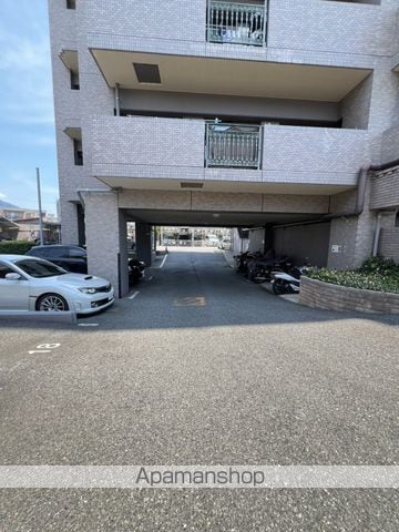 パークヒルズ中須公園の外観写真