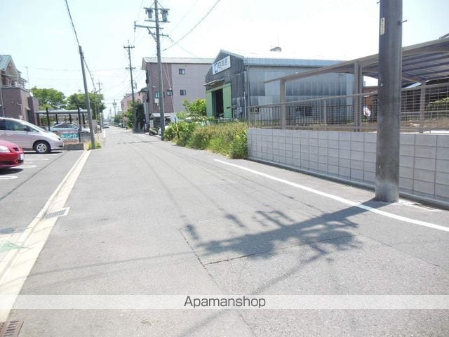 メゾンニシビの周辺写真