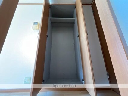 キングス・コート（ＫＩＮＧ’Ｓ　　ＣＯＡＴ）[2LDK/51.66m2]の内装3