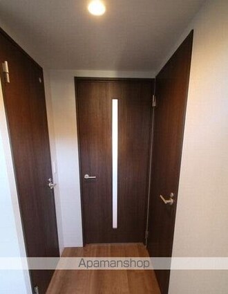 香川県高松市栗林町１丁目[1LDK/37.08m2]の玄関