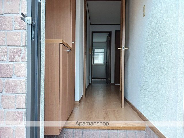 クレストールFの内装写真