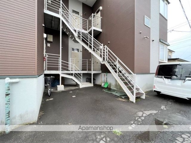 テラハウス深堀の玄関写真