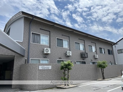 バローゼ[1K/37.83m2]の外観1