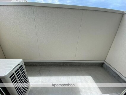 ディス・リヴィエール[2DK/46.18m2]のバルコニー