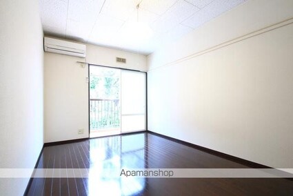 ジベ成城２[1K/20.46m2]のリビング・居間1