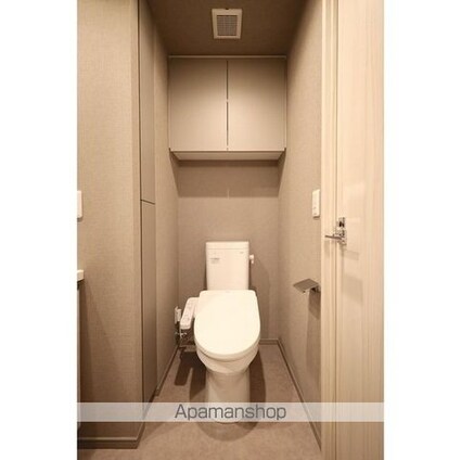 コンフォリア新中野[1K/25.11m2]のトイレ