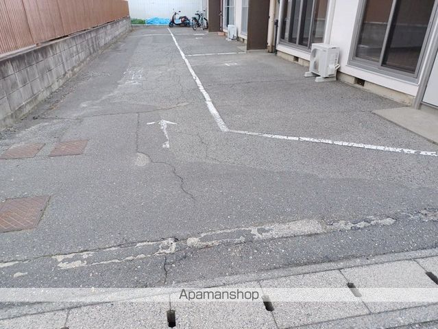 南原松井貸家のその他写真