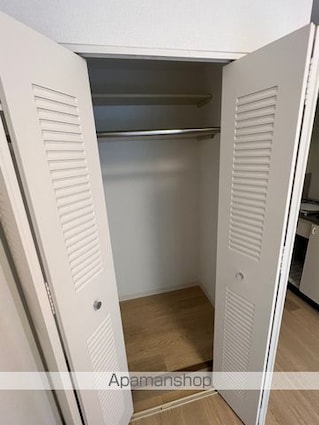エスタ梅ヶ丘[1R/16.18m2]の収納