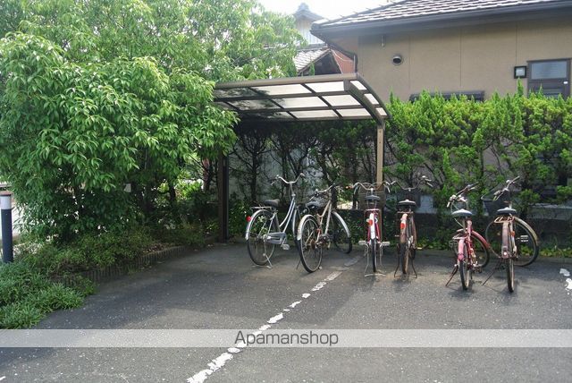 シャイン寺本の外観写真