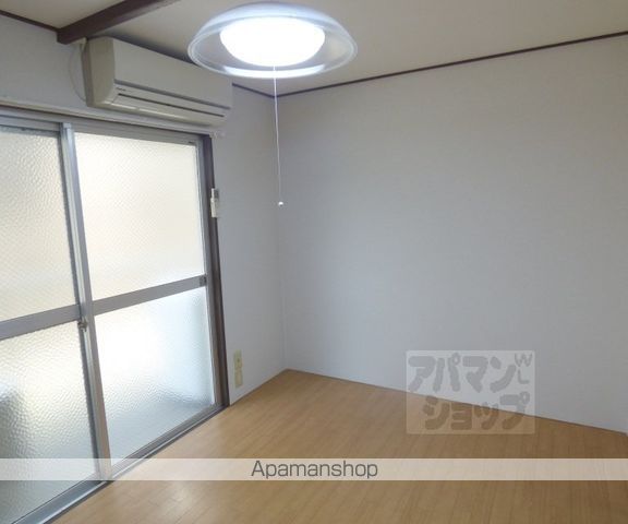二軒茶屋マンションの内装写真