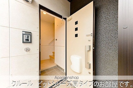 ＤＫ　エステート　守山[1LDK/50.74m2]の玄関