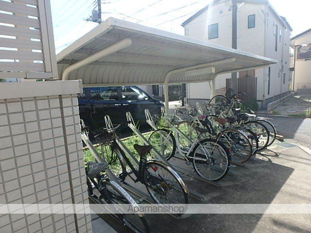 VILLA GARLAND COURTの内装写真
