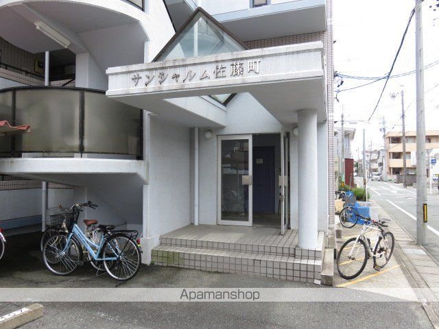 サンシャルム佐藤町の玄関写真
