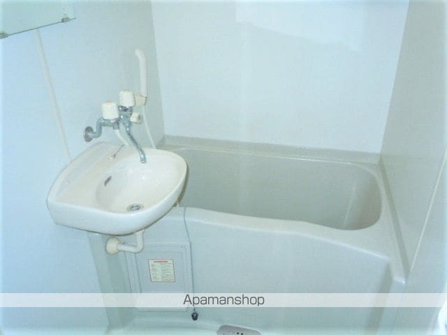 レオパレスセントラル島崎の内装写真