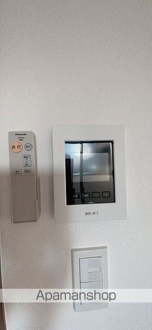 キャメル三郷中央4の内装写真