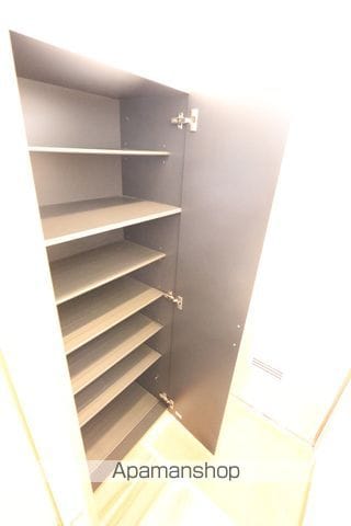 フィールド中田の内装写真
