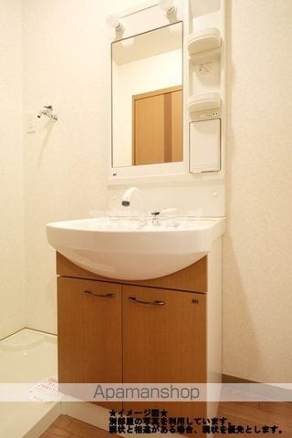 グランドイーストIIの内装写真