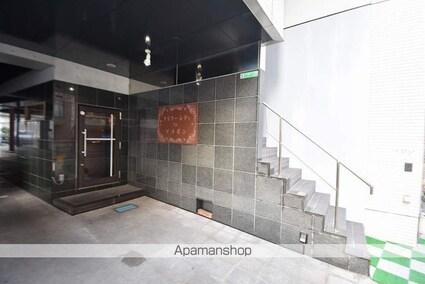 フラワーシティＩＮブラボン[1R/31.26m2]のエントランス2