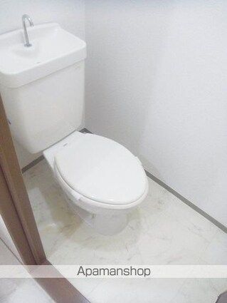 和歌山県和歌山市西庄[3DK/53.48m2]のトイレ