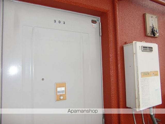 兼久マンションの玄関写真