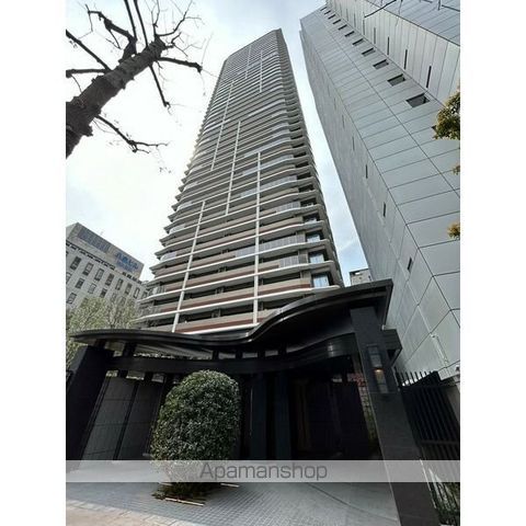ローレルタワー堺筋本町の外観写真