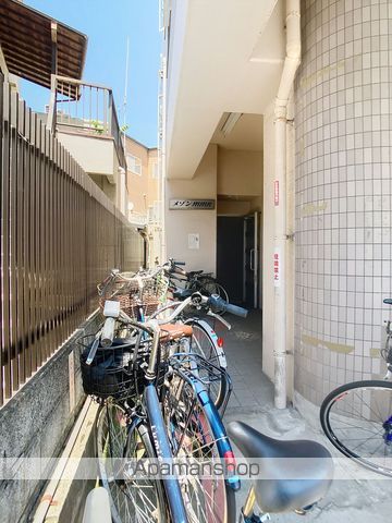 メゾンMMNの玄関写真