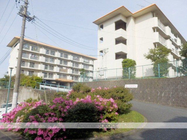 小笹カステリアC棟の外観写真