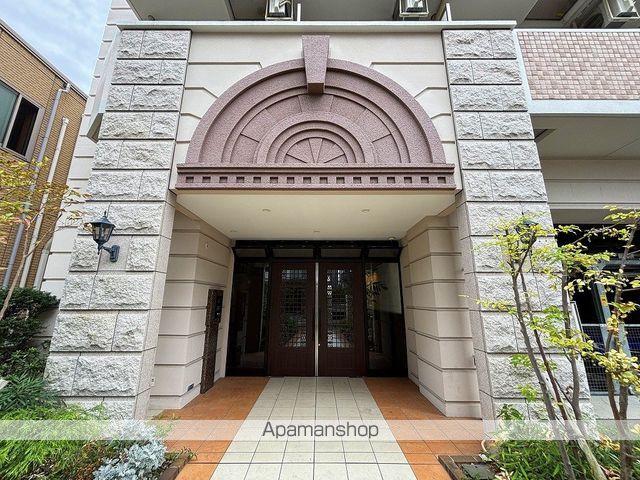 アリビオESAKA南金田の玄関写真
