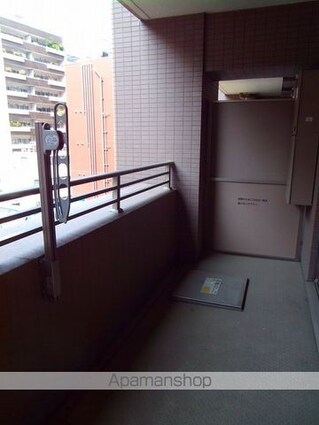 東京都新宿区市谷本村町[1DK/30.09m2]のバルコニー