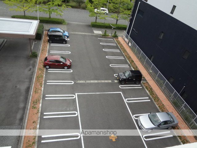 【岐阜市薮田南のマンションの写真】