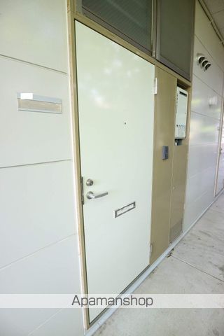 レオパレスMA MAISONの玄関写真