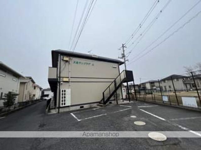 片島サンプラザ[1K/30.69m2]の外観1