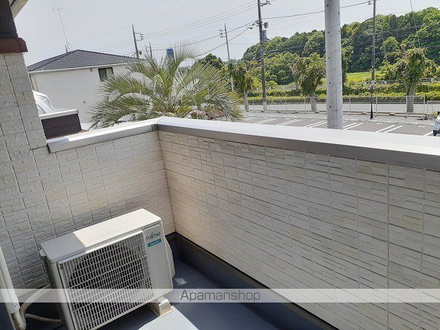 エタニティー Vの内装写真