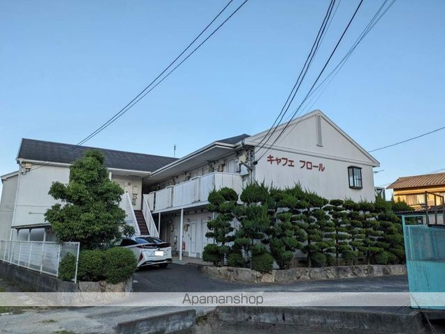 キャフェフロールの外観写真