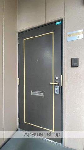 グランデュール高柳 B棟の外観写真