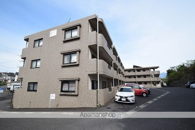 マーブルハイツ坂元Aの外観写真