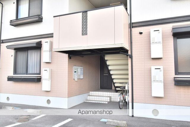 エスポワールメゾン B棟の玄関写真