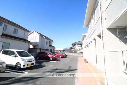 ソレアード[2LDK/58.86m2]の駐車場2