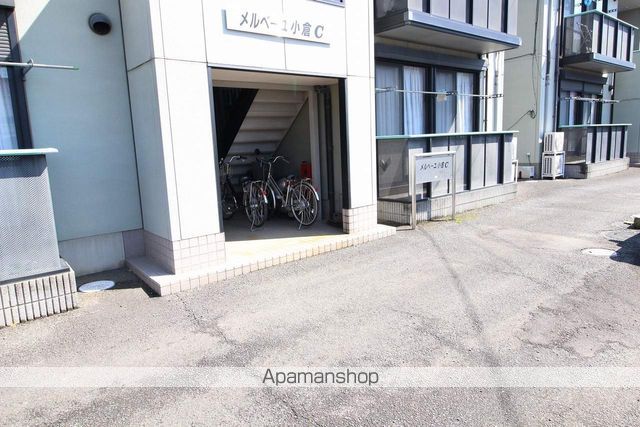 メルベーユ小倉Cの玄関写真