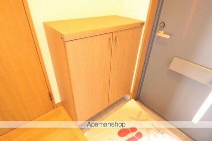 Ｎ・ステージ[3LDK/70.41m2]の玄関