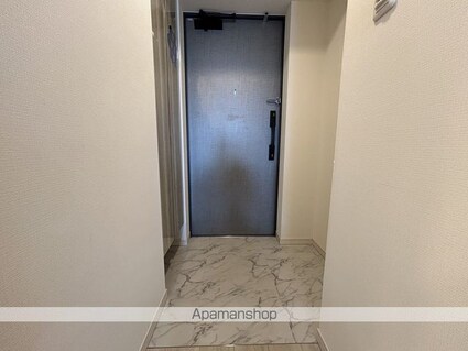 ＬａＳａｎｔｅ観音本町（旧Ｓ－ＲＥＳＩＤＥＮＣＥ観音本町）[1K/29.97m2]の玄関