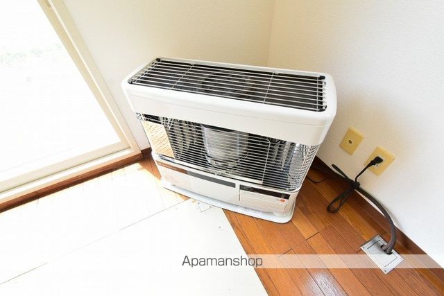札幌市豊平区 2階建 築39年の内装写真