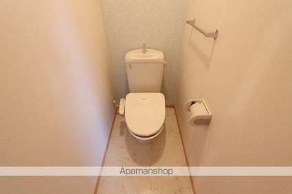 リベルタ　スクエア　Ａ棟[2LDK/58.81m2]のトイレ