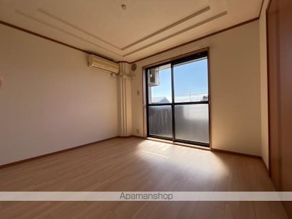 キングス・コート（ＫＩＮＧ’Ｓ　　ＣＯＡＴ）[2LDK/51.66m2]のリビング・居間1