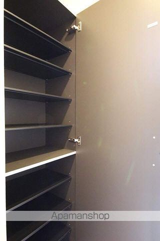 シャレードの内装写真