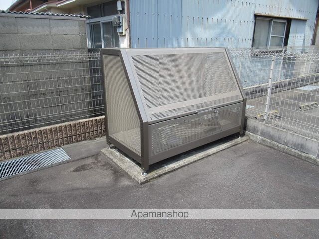 和歌山県和歌山市松島[2LDK/54.21m2]の共用部2