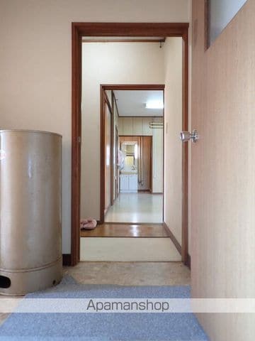 東1条南10丁目貸家の内装写真