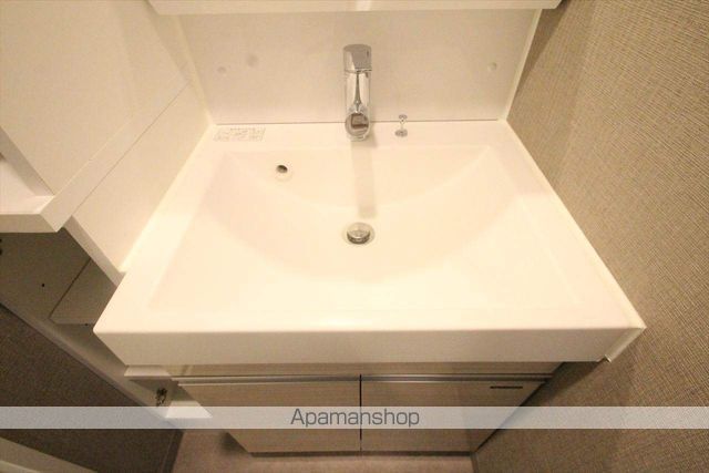 コンフォリア江坂広芝町の内装写真