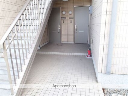エミネンス小雑賀[3LDK/73.47m2]のエントランス2
