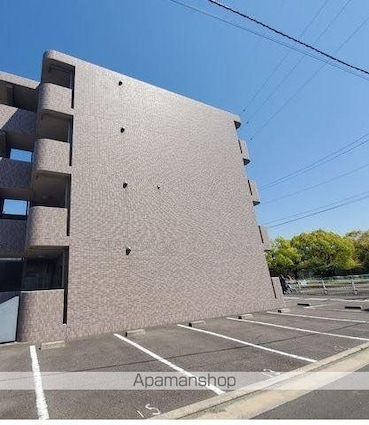 マリベールＹＵＭＥ[1K/32.16m2]の駐車場